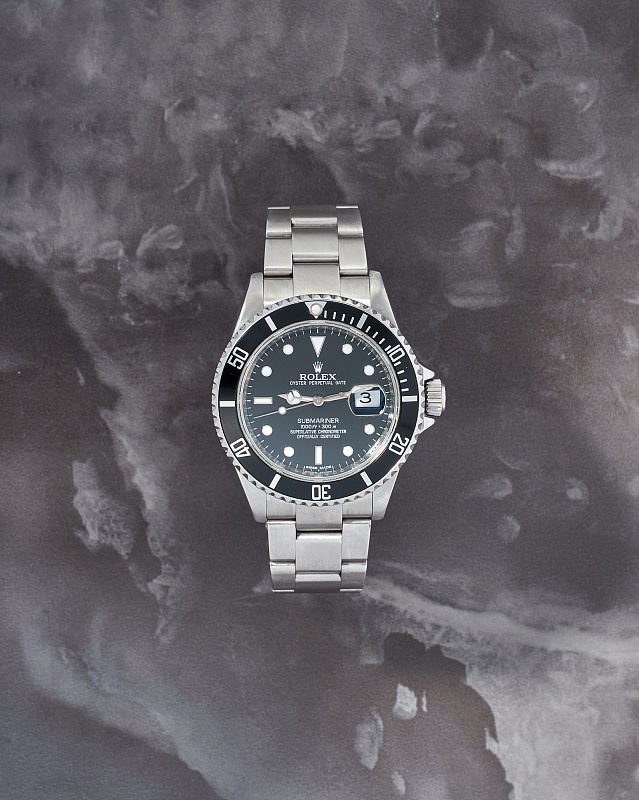 Rolex Submariner Date 40 mm with papers G Series