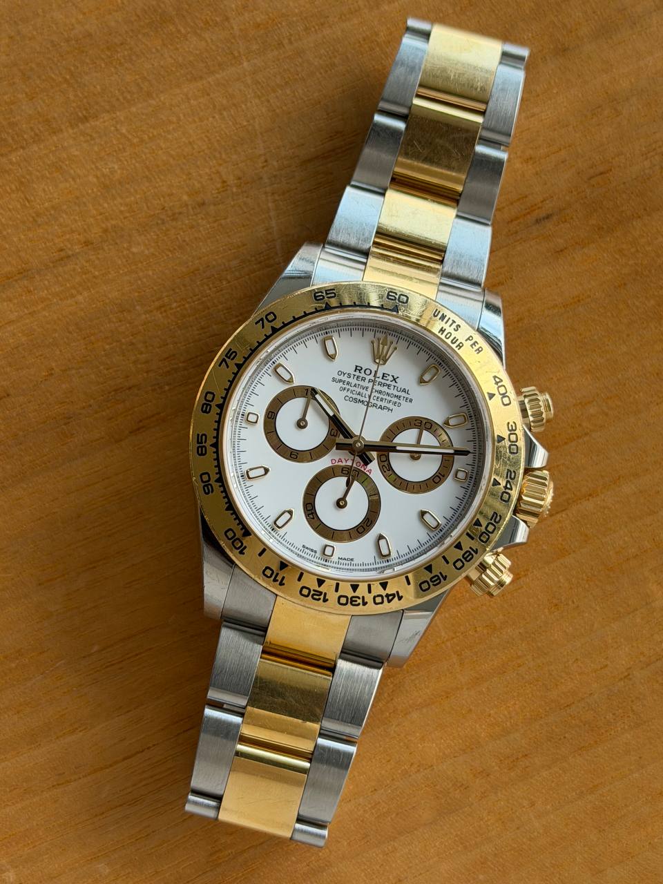 Rolex Cosmograph Daytona 40mm 116503 White Dial