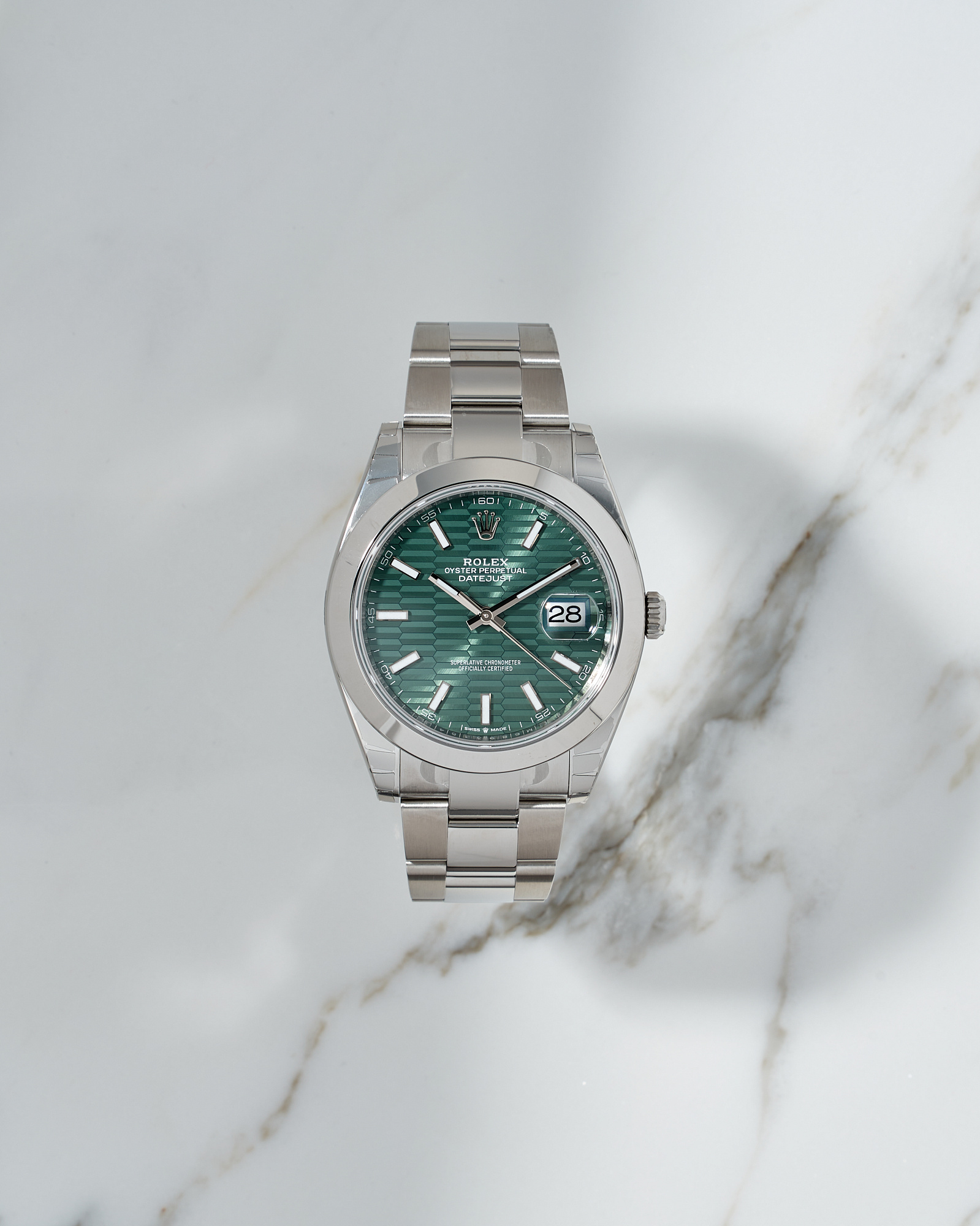 Rolex Oyster Perpetual Datejust 41mm Green Fluted Motif with papers December 2022 year NEW