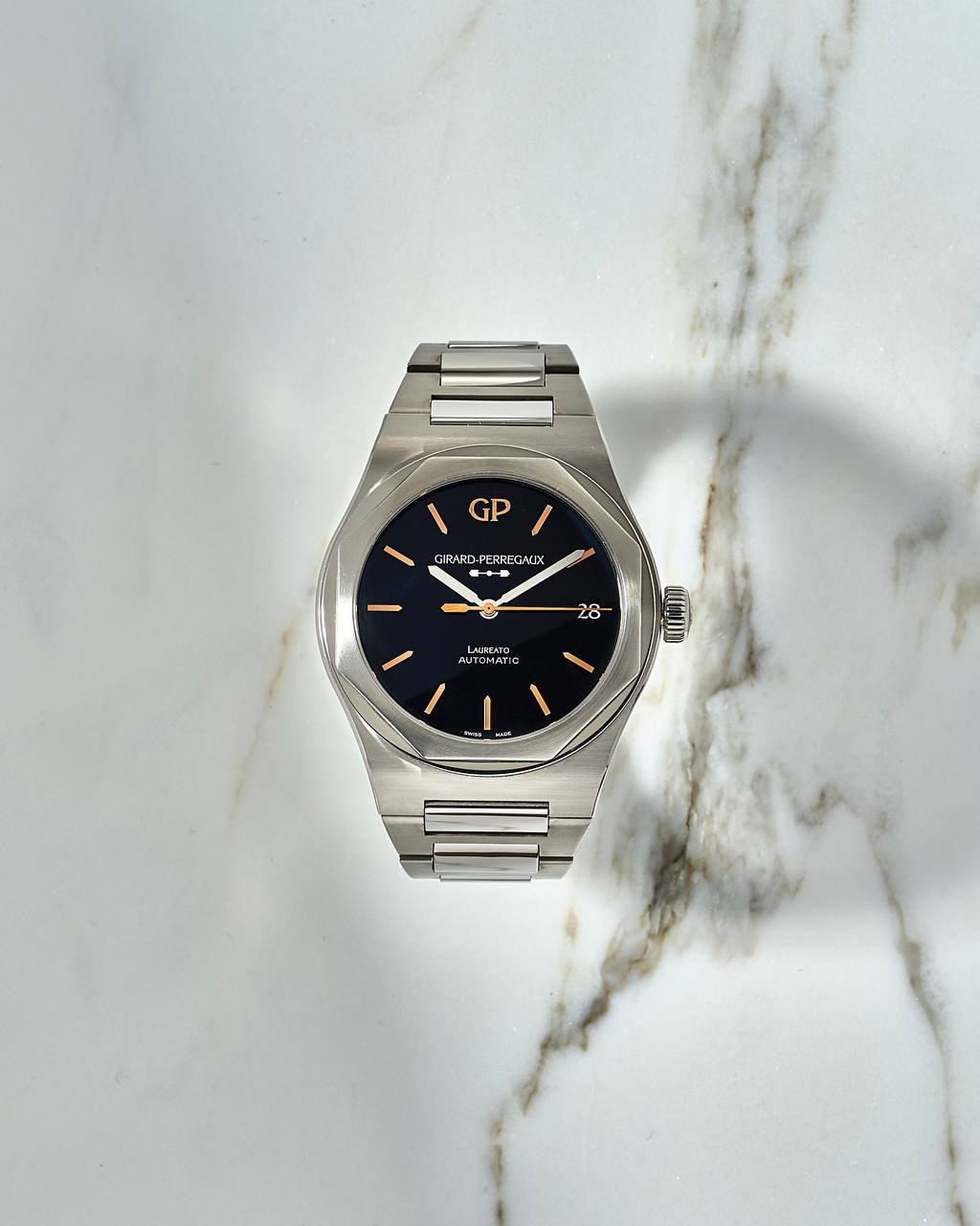 Girard Perregaux Laureato 42 Infinity Edition 