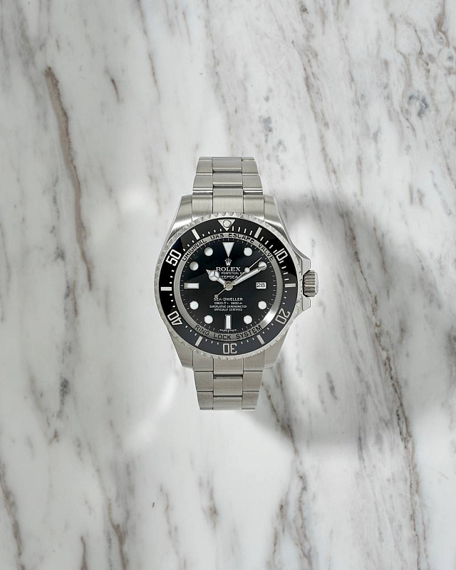 Rolex Sea-Dweller Deepsea 44mm 116660 G Series NOS