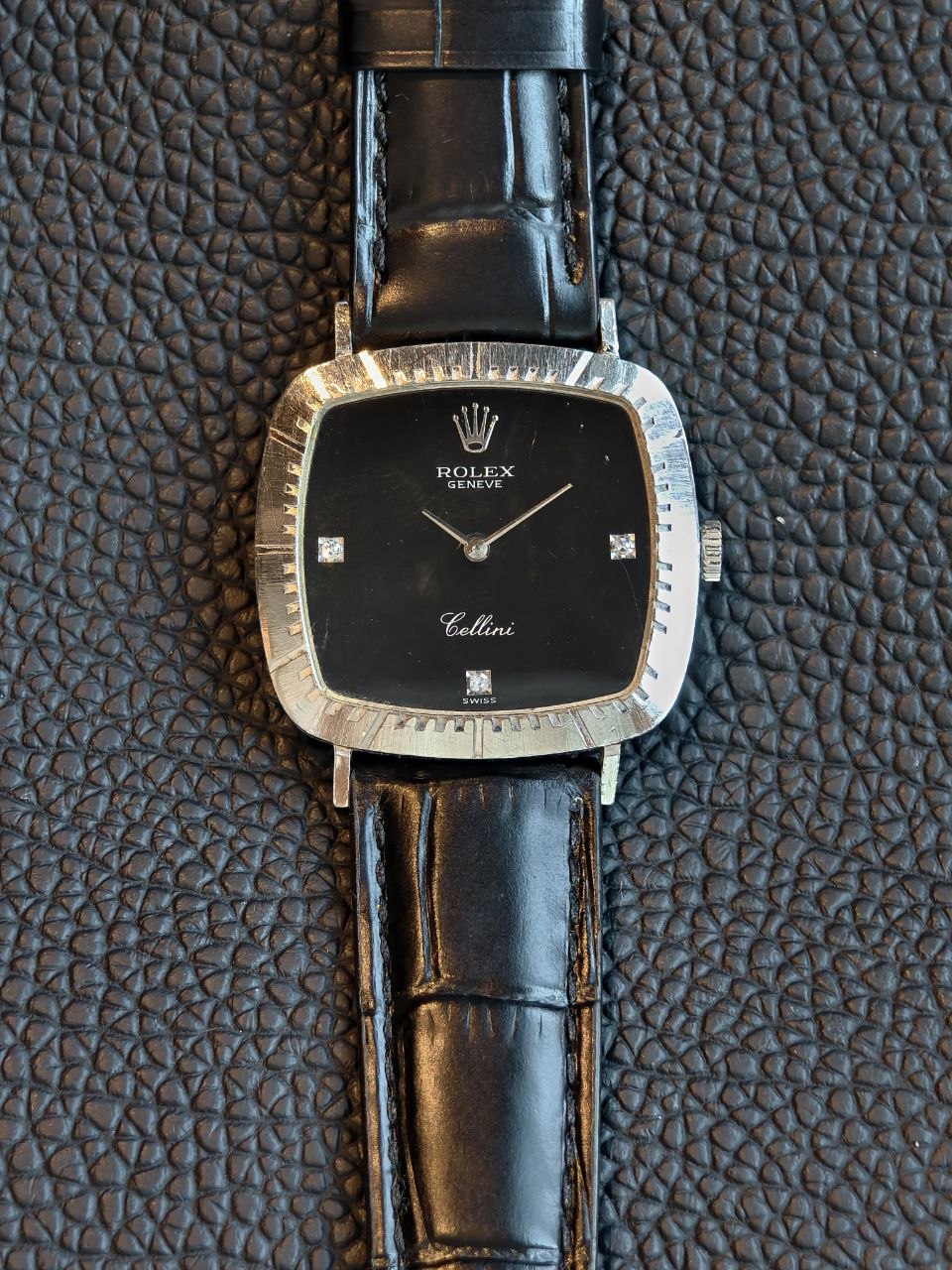 Rolex Cellini Onyx Dial White Gold 4084 