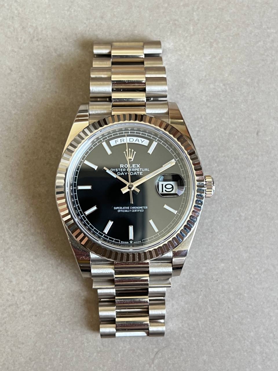 Rolex Day-Date 40mm President White Gold Black Dial 228239 