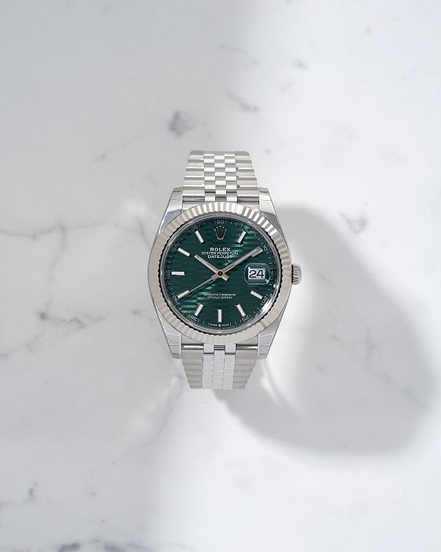 Rolex Datejust 41mm Green Fluted Motif with papers 2023 year NEW