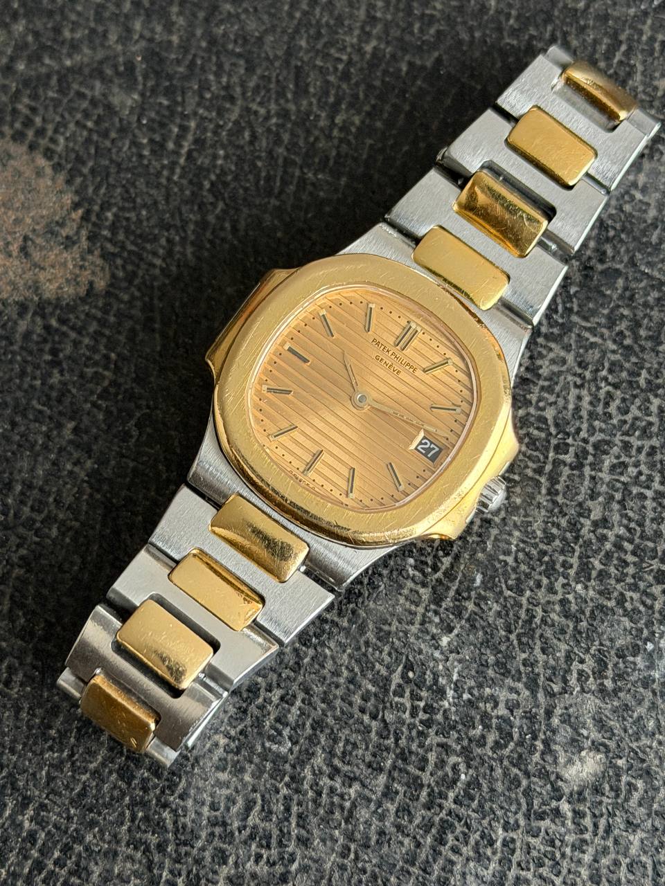 Patek Philippe Nautilus 4700 Ladies