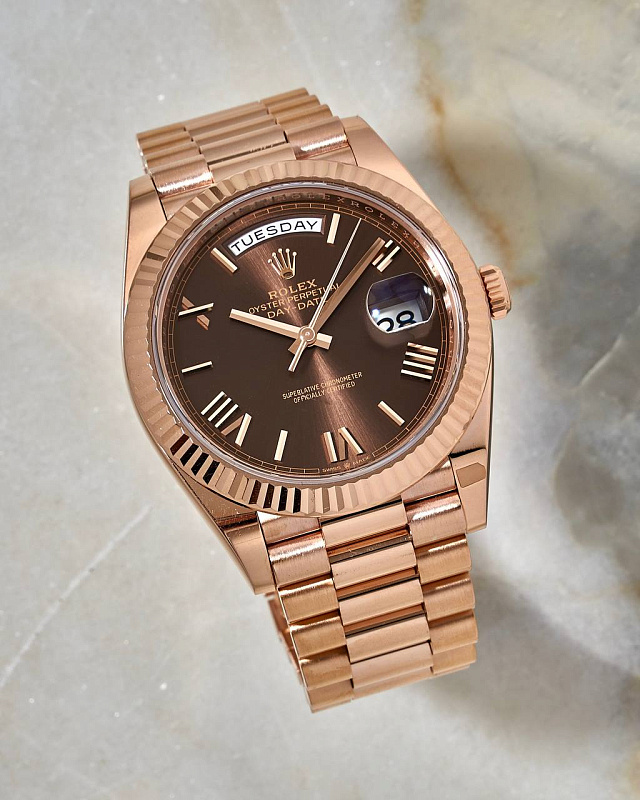 Rolex Day-Date Ombre Dial President 228235 40mm Rose Gold