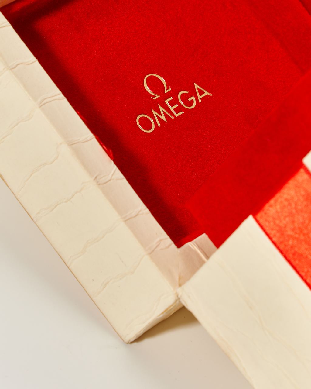 Omega Box